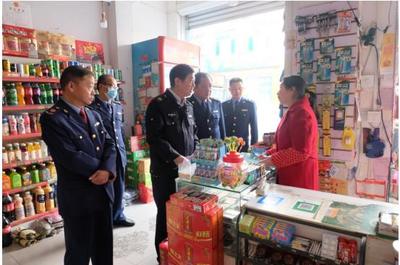 麻城联合开展学校周边烟草禁售清理专项检查，筑牢未成年人健康防线